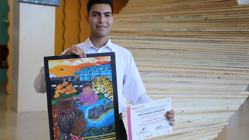 Alumno de la Normal Superior de Navojoa gana beca para seminario sobre liderazgo en Nuevo México